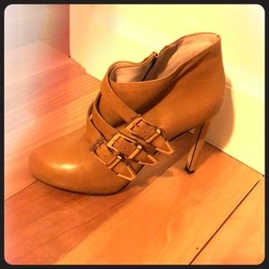 Vince Camuto beige Booties